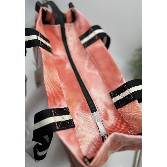 Marc Jacobs Front Mono Melon/Orange/red Multicolor Lg Signet Women's Tote New - Picture 7 of 15